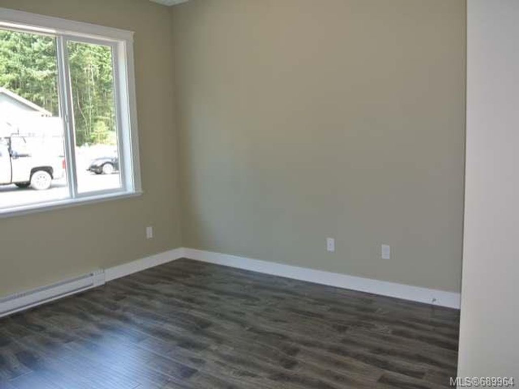 listing image 16046516120038503242