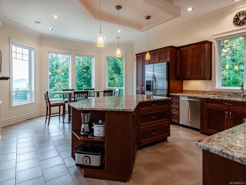 listing image 16041230465818347298