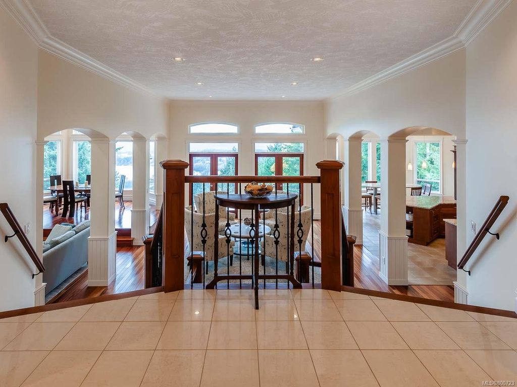 listing image 16045447091031662570