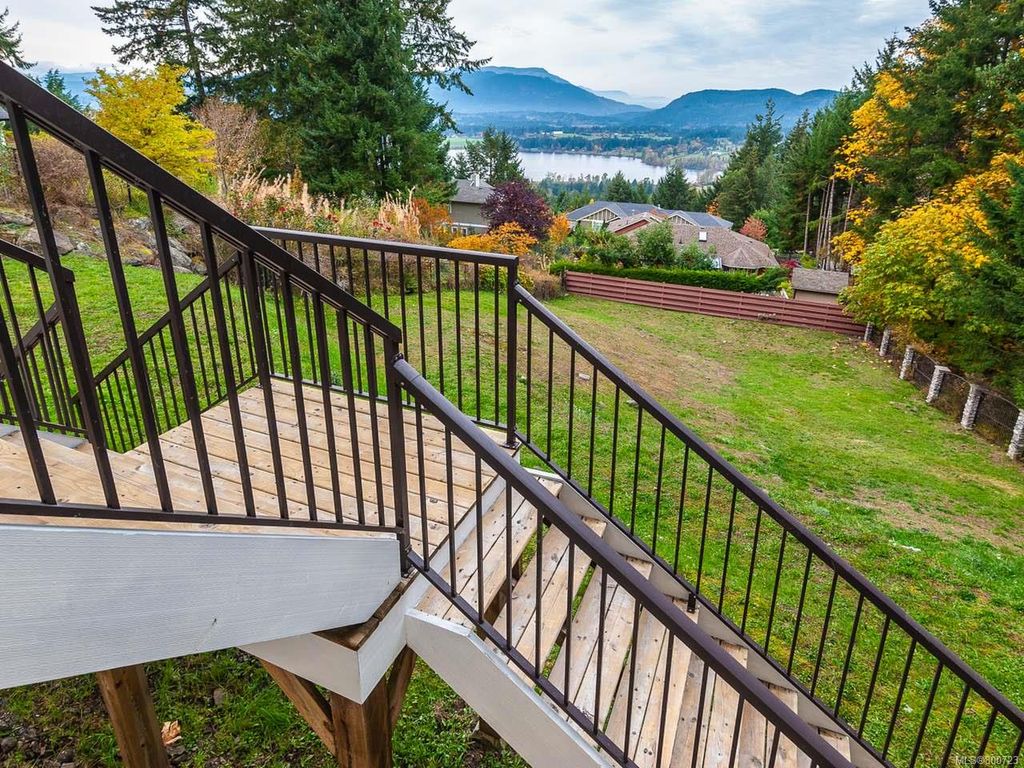 listing image 16047601841249683838