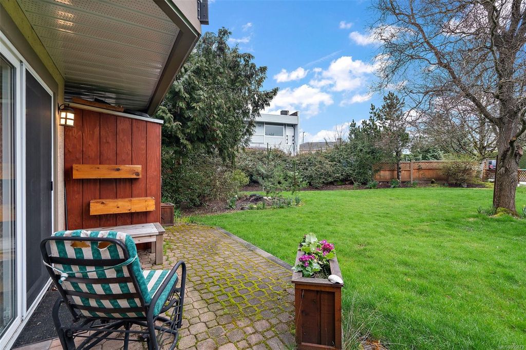 listing image 16041040102579600646