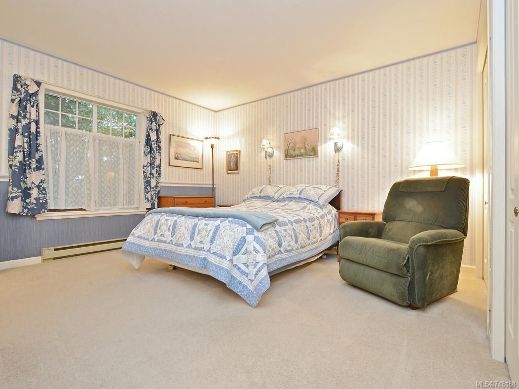listing image 16046755563894573137