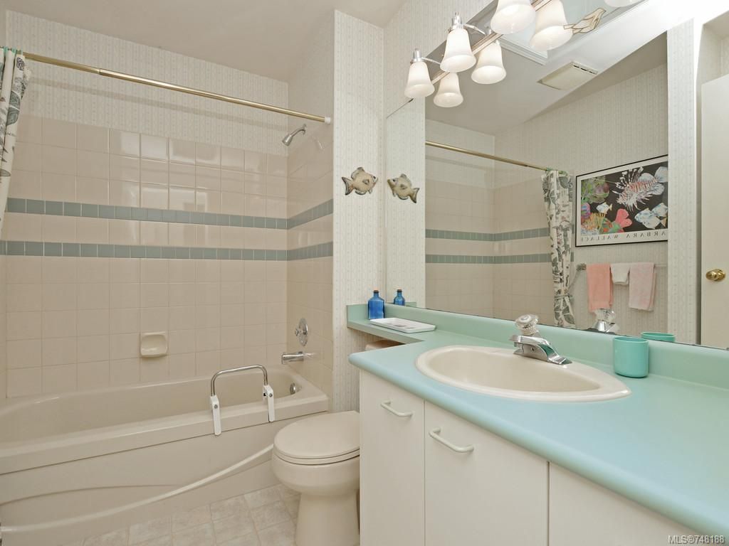 listing image 16045384126727934338