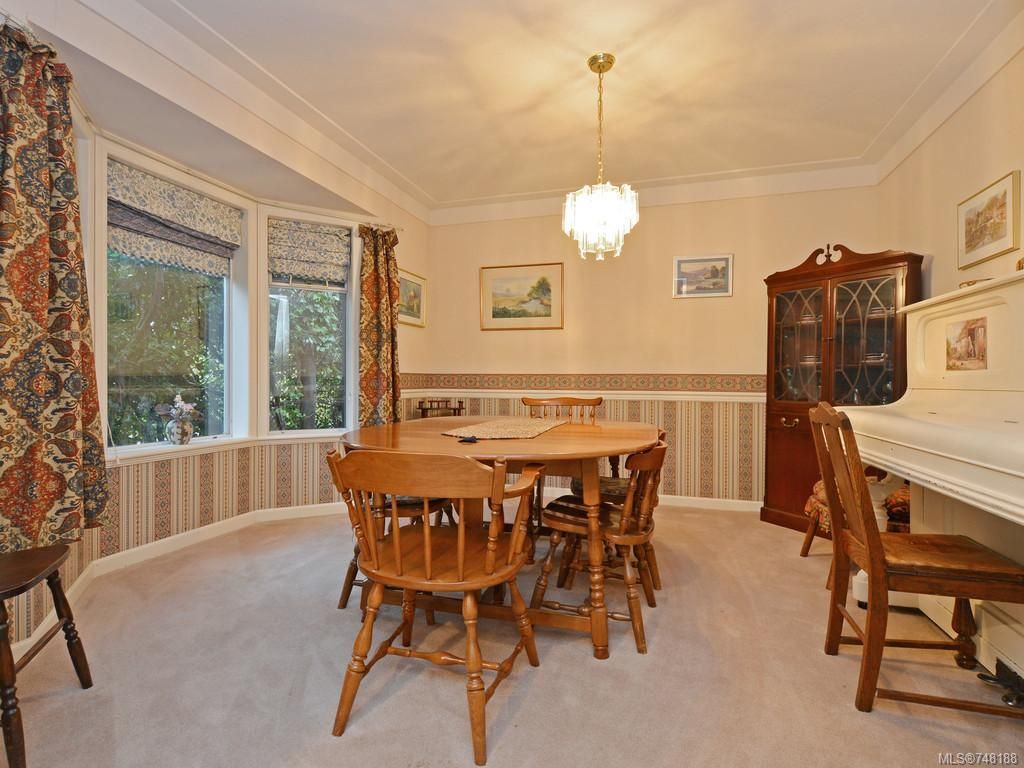 listing image 16043656126039813299