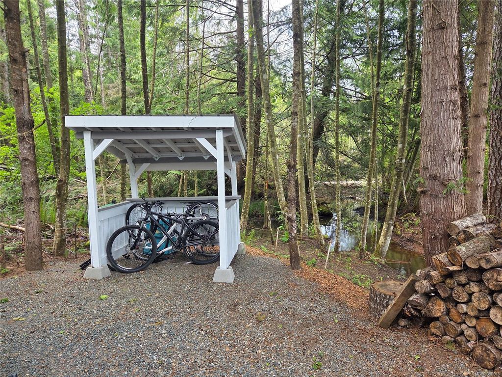 listing image 16049111273314521141