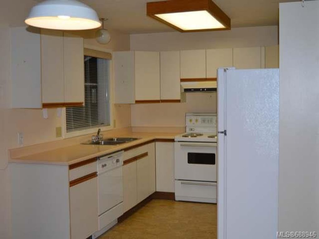 listing image 16047950225619473051