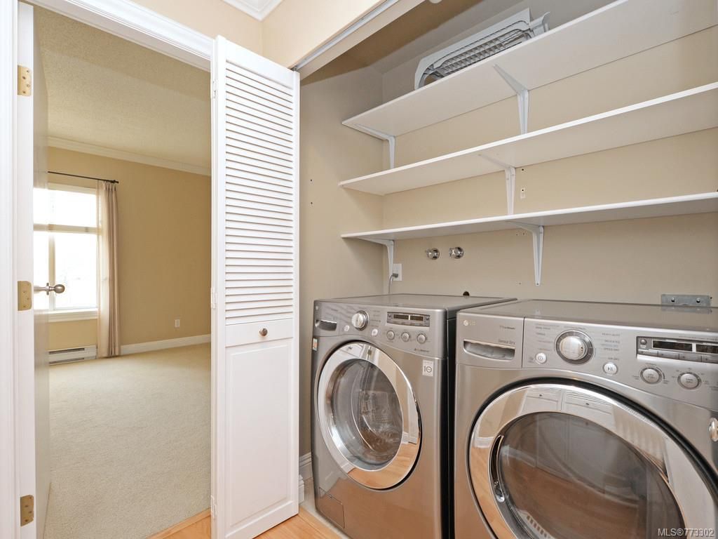 listing image 16045022887347314396