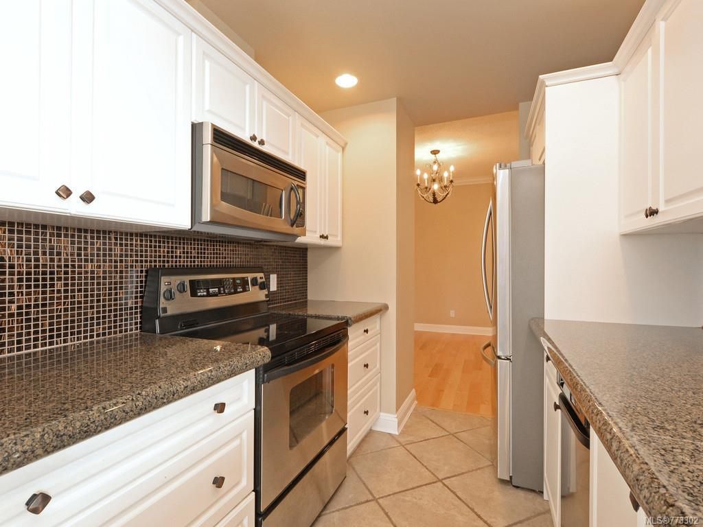 listing image 16049011804139589282