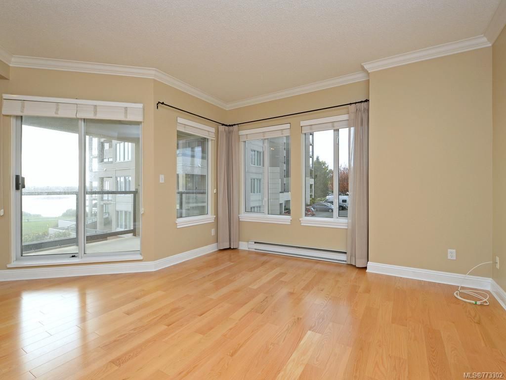 listing image 16046592498724757920