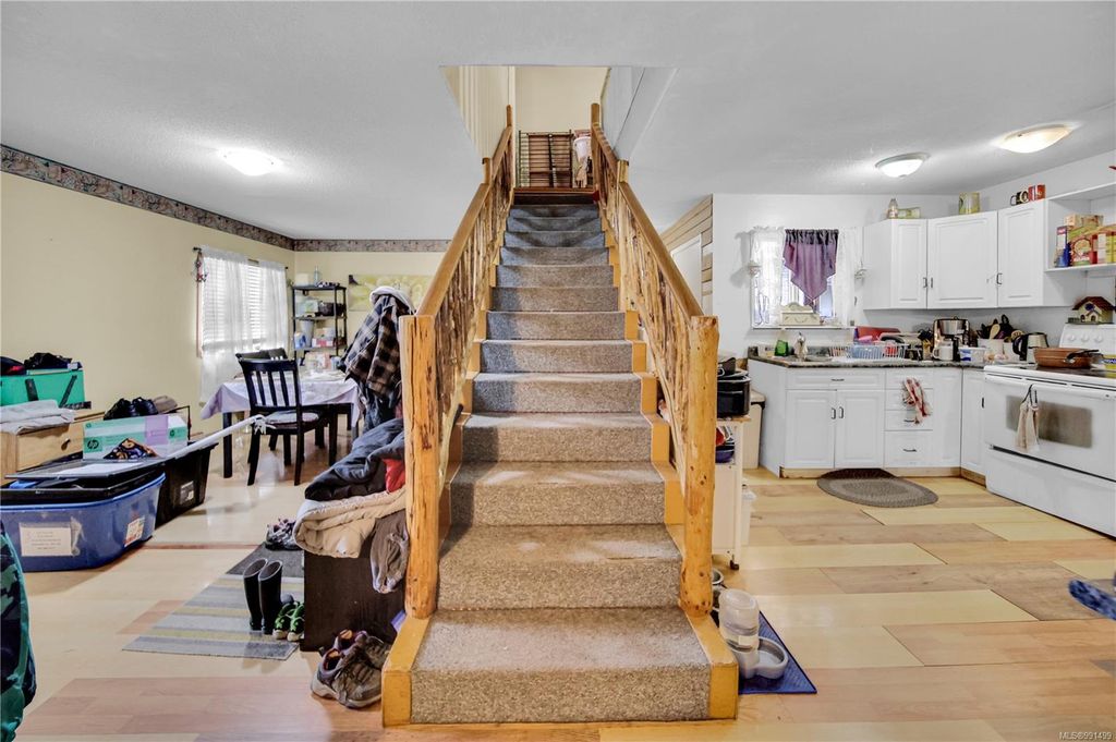 listing image 16048884792743051853