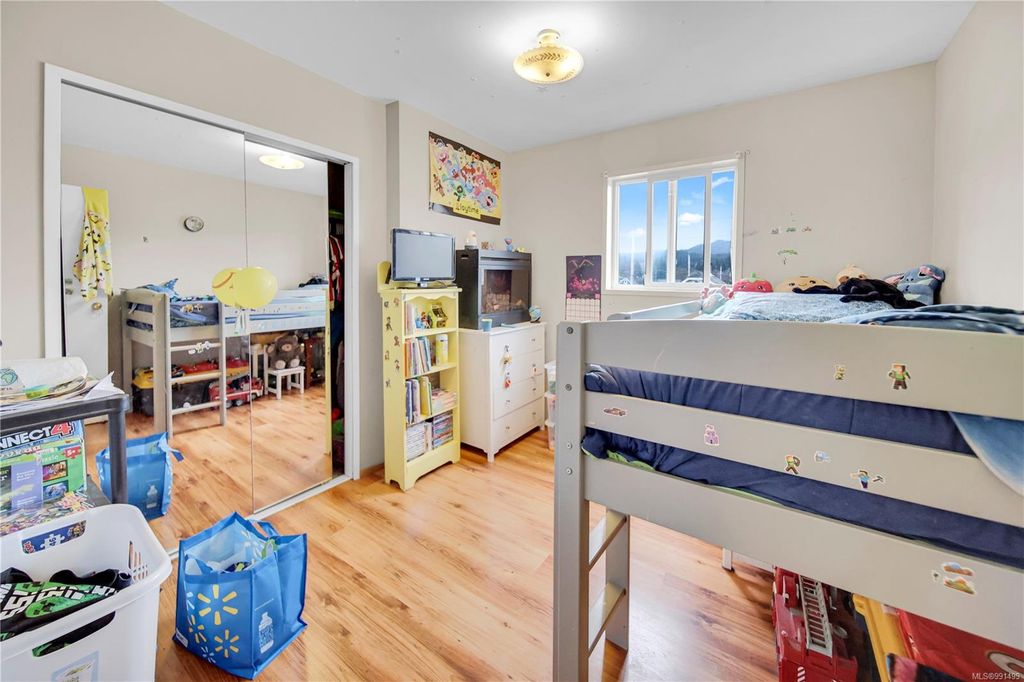 listing image 16046694857748922333