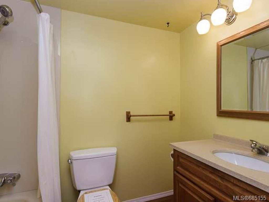 listing image 16049685735495077085