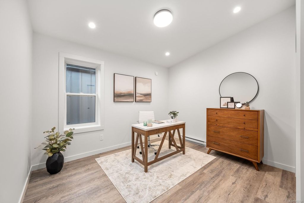 listing image 16046760325883301256