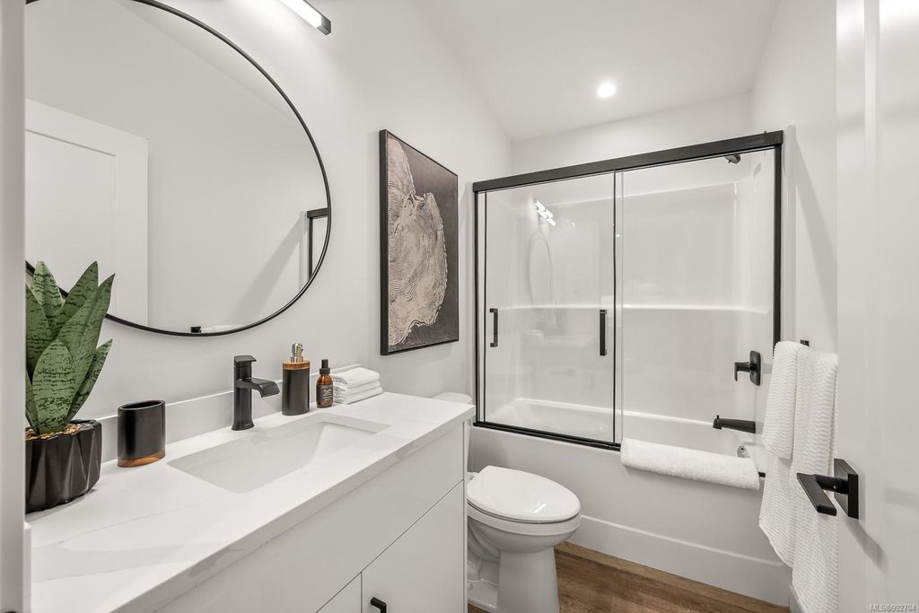 listing image 16043396737108447247