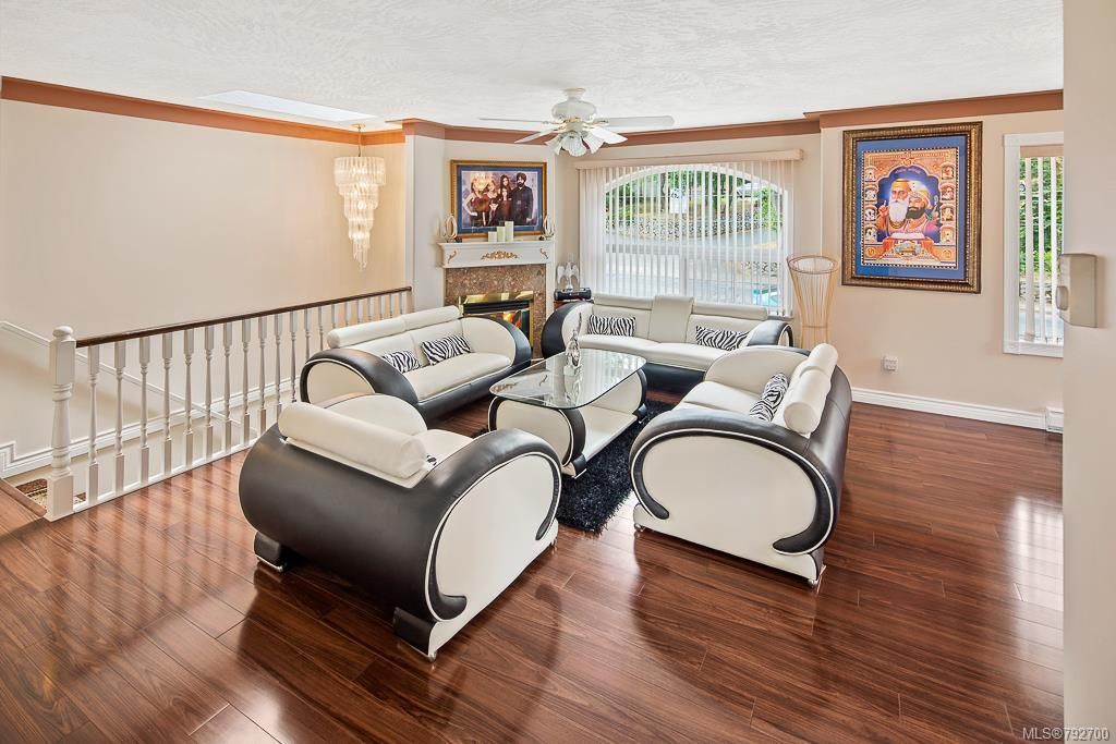 listing image 16044552793713217518