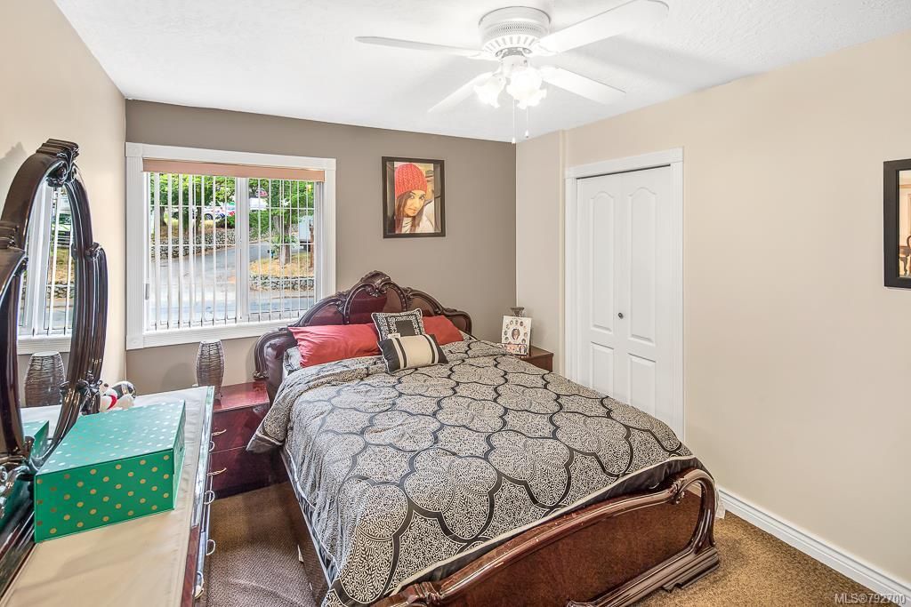 listing image 16043262132635931862