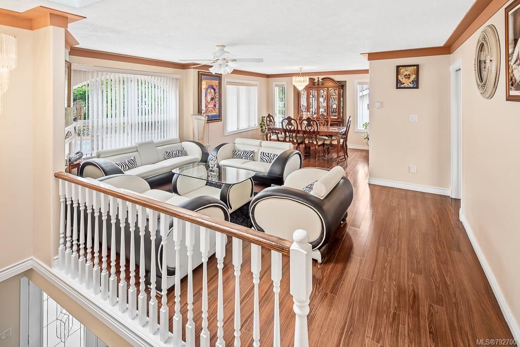 listing image 16045226392342017509