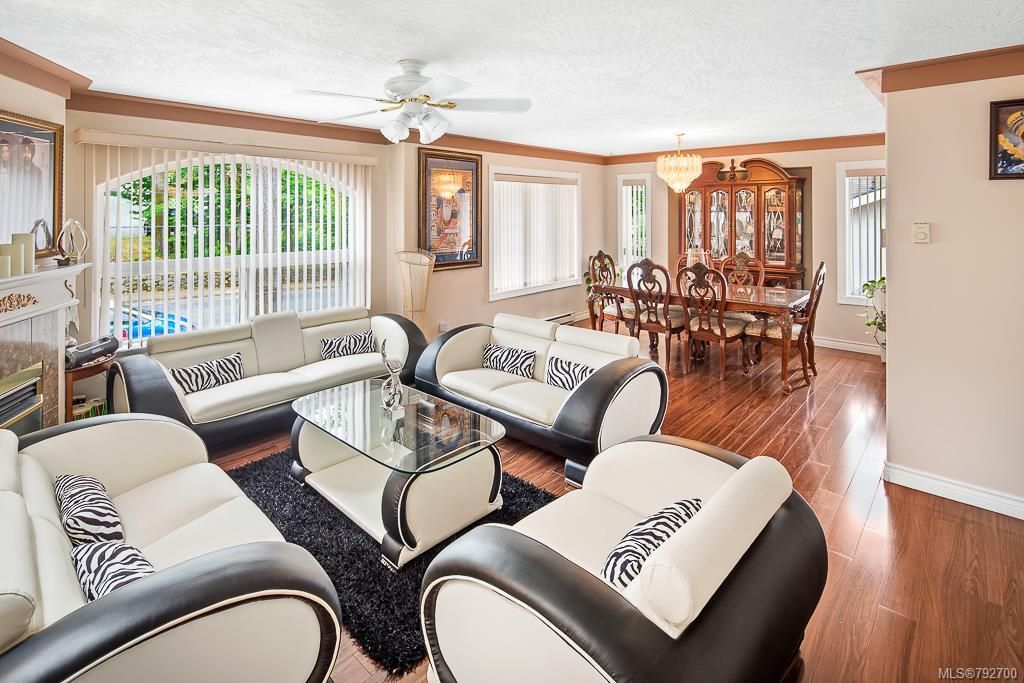 listing image 16044751112995373283