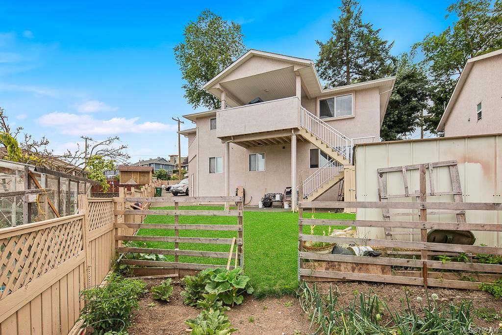 listing image 16044058863405925465