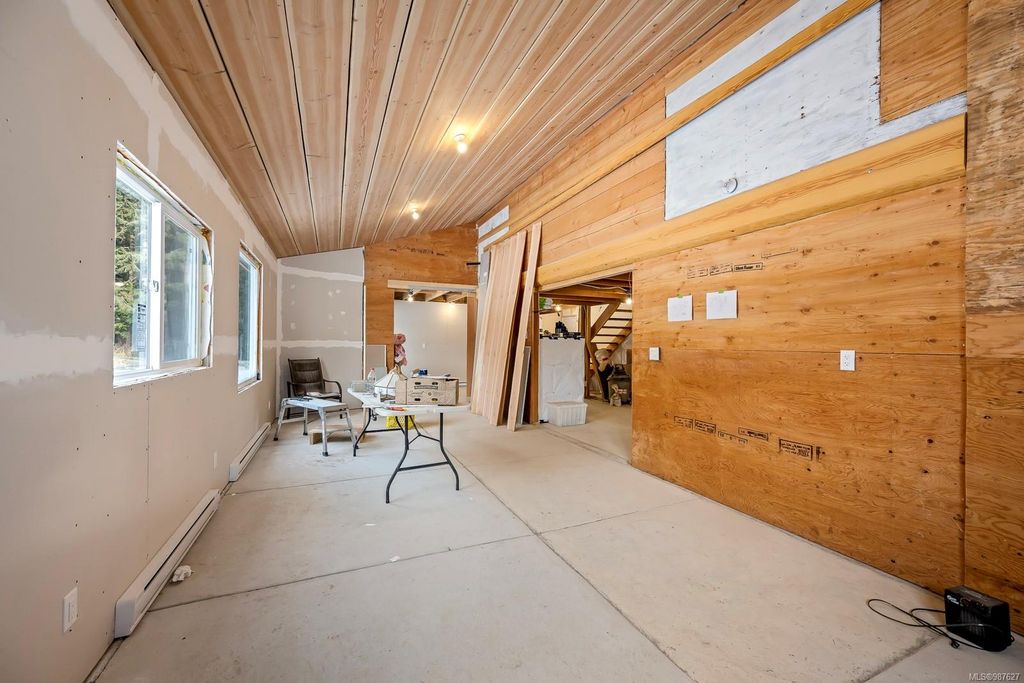 listing image 16046221336194916973