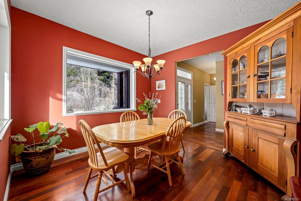 listing image 16044866679634104703