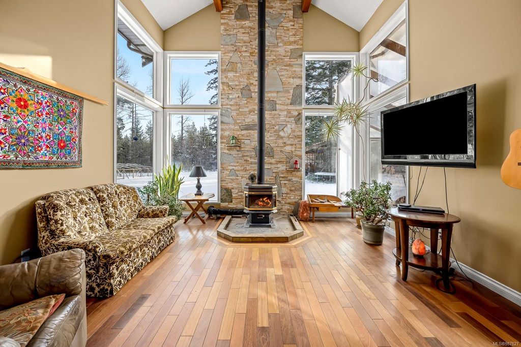 listing image 16049882930437632926