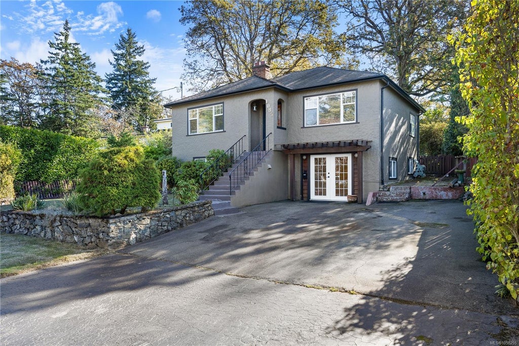 1085 HULFORD ST, SAANICH, BC V8X 3B5 - Image 617863965.jpeg?d=l