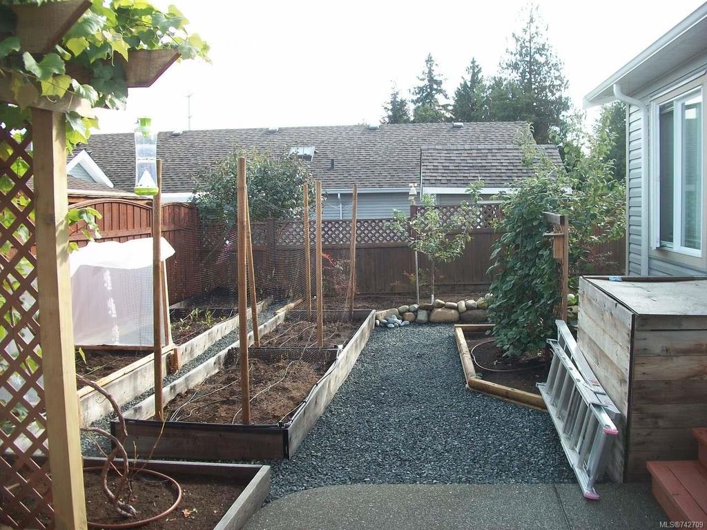 listing image 16047144231356275677