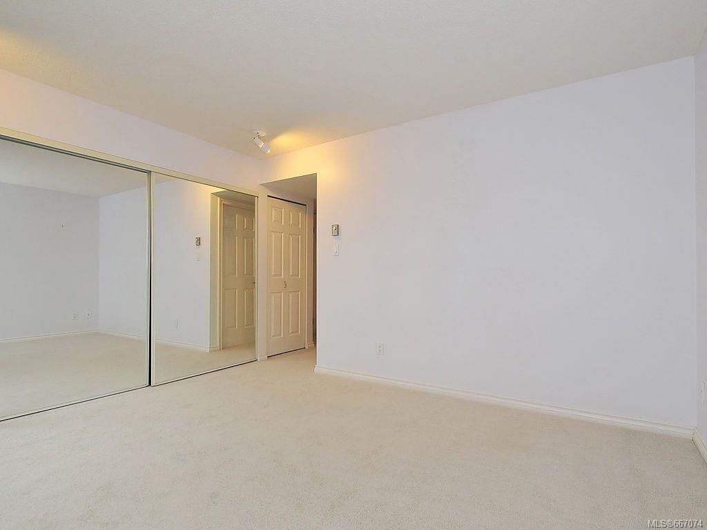 listing image 16047713397858687066