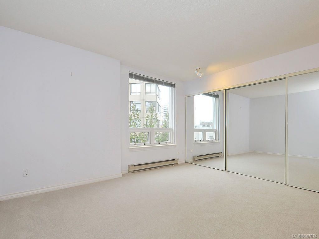 listing image 16040782217220790596