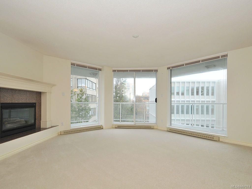 listing image 16041736343182718549