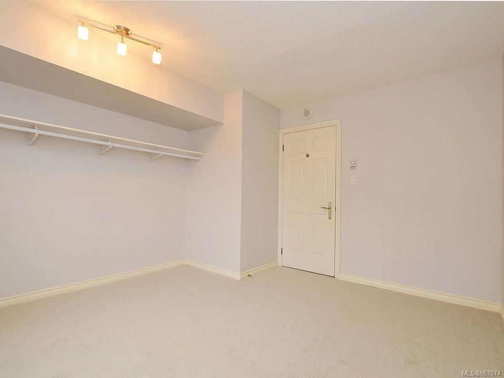 listing image 16041623774909141849