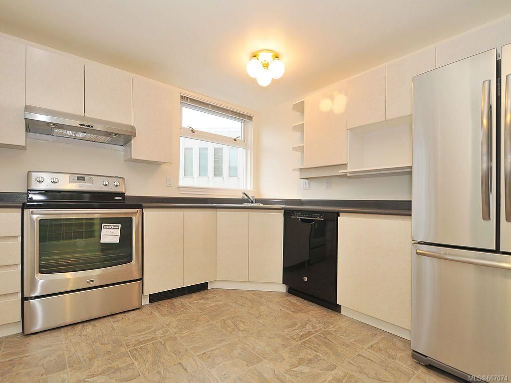 listing image 16046724839510579191