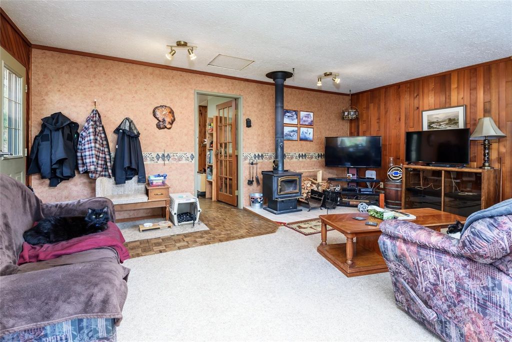 listing image 16049351959110265492