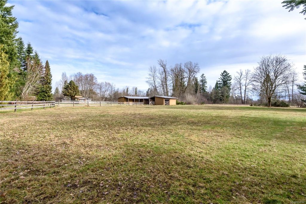 listing image 16042780307851548162