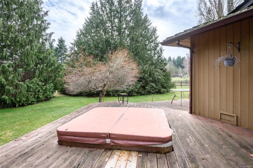 listing image 16047000146342055438