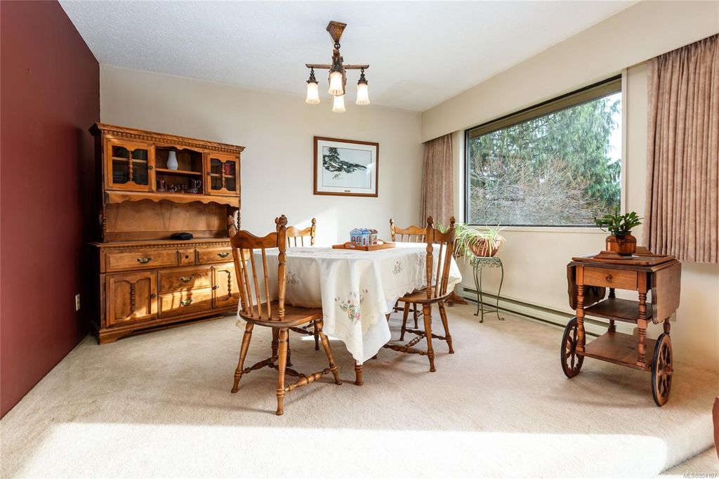 listing image 16043560308035114701