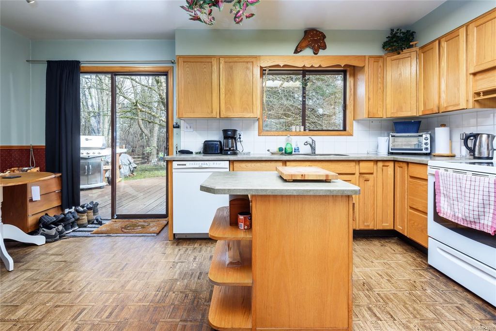 listing image 16042634477850444594