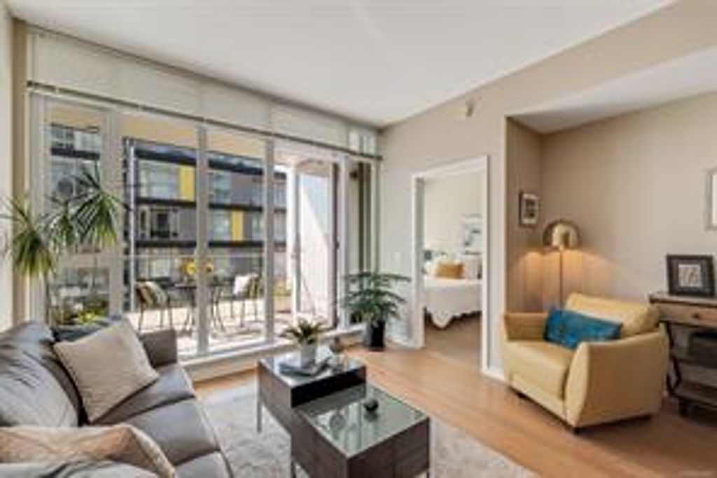 listing image 16042551645414