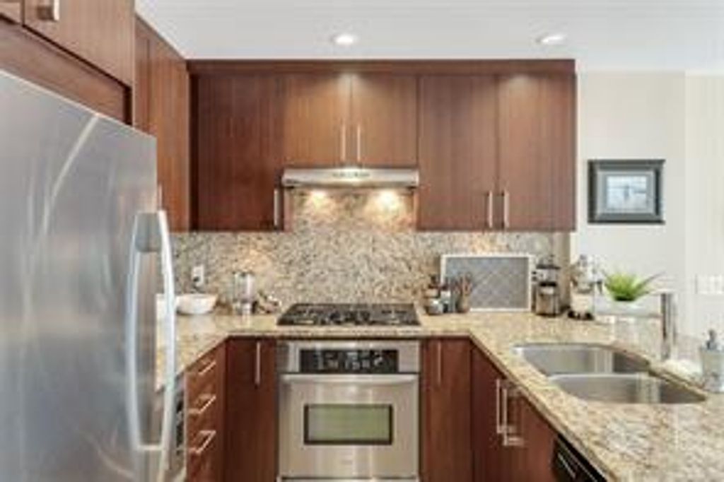 listing image 16043851659477