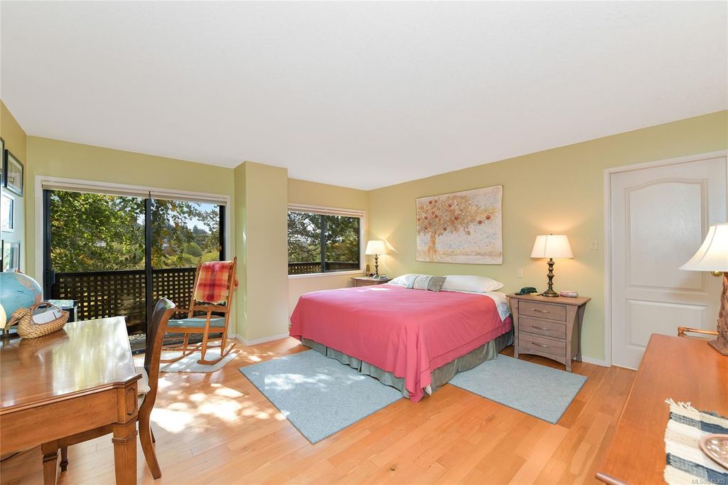 listing image 16040055956031947200