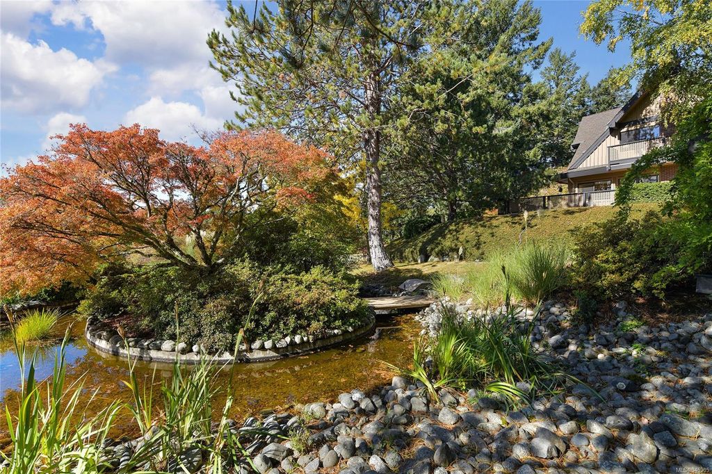 listing image 16045389034226125949