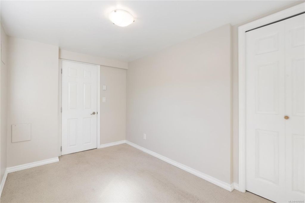 listing image 16041801660086513195