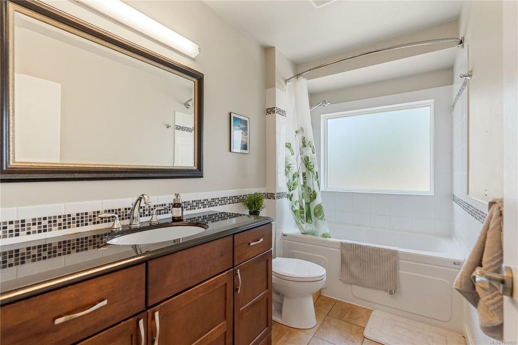 listing image 16048751206578298209