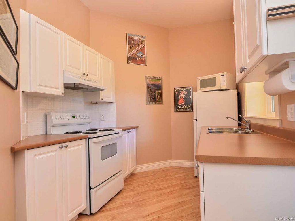 listing image 16042374276016464052