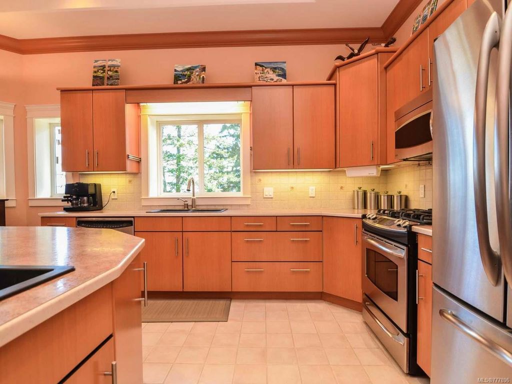 listing image 16040081540559185288