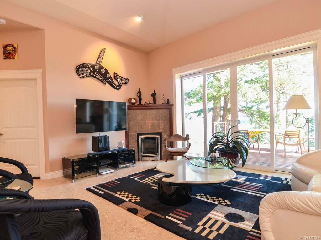 listing image 16043740772869396846
