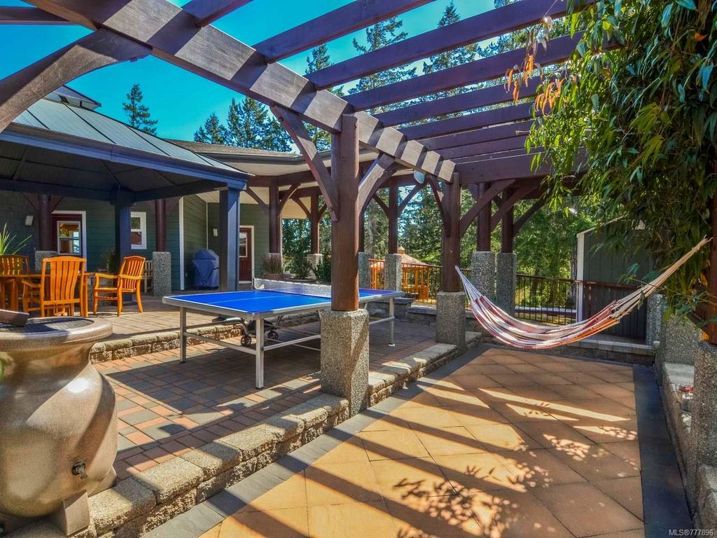 listing image 16042285373945565490
