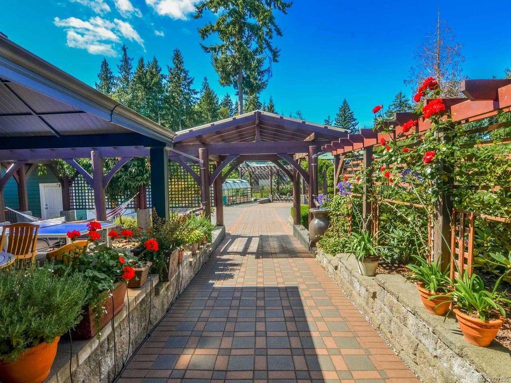 listing image 16045839585733337180