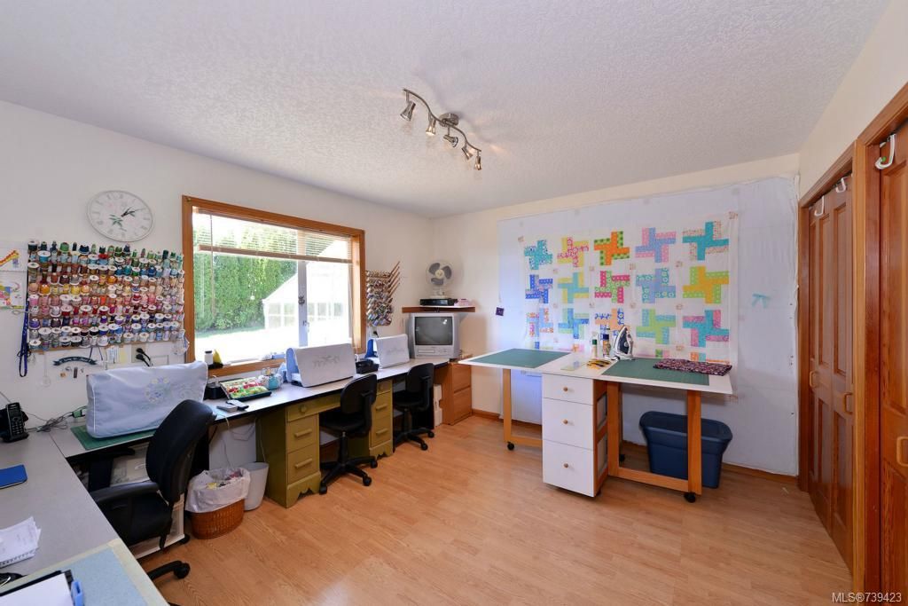 listing image 16049317526203013650